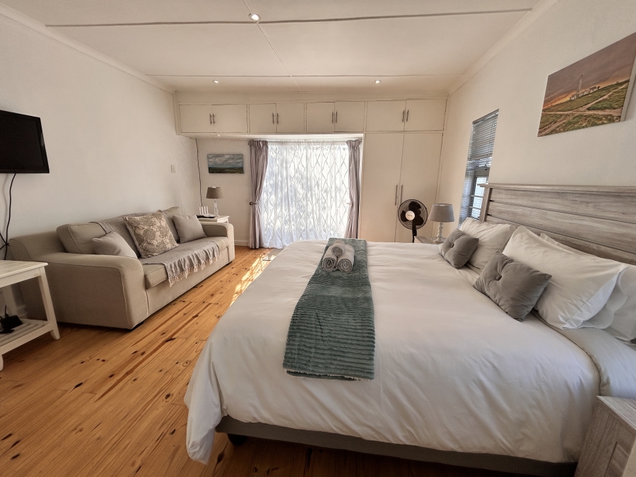 To Let 1 Bedroom Property for Rent in Vincent Eastern Cape